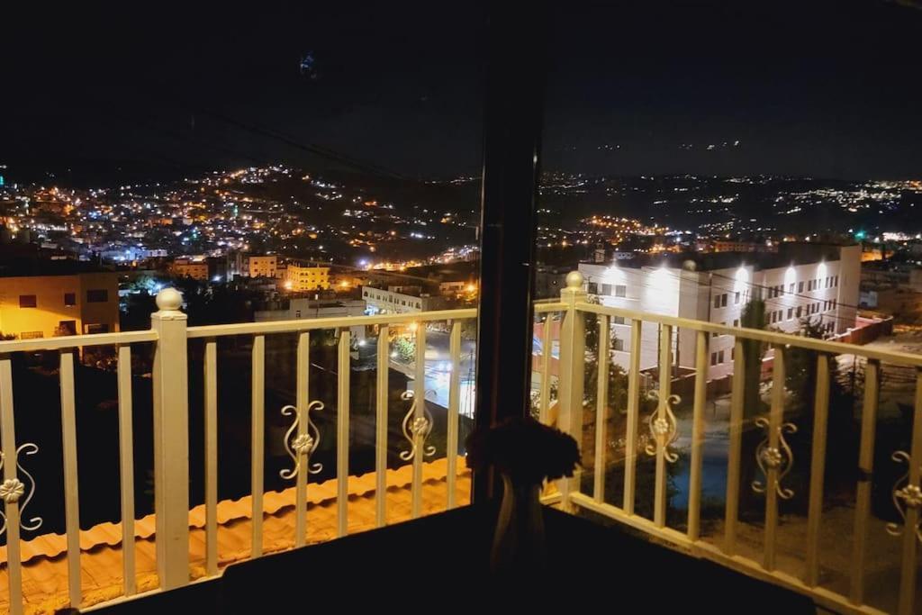 Atoom Lodge Džaraš Exteriér fotografie