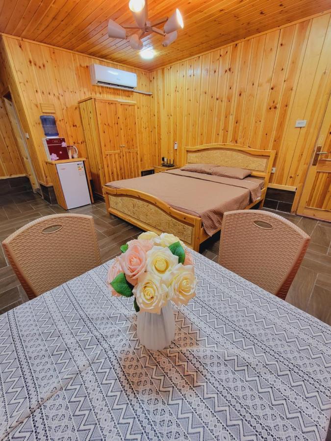 Atoom Lodge Džaraš Exteriér fotografie